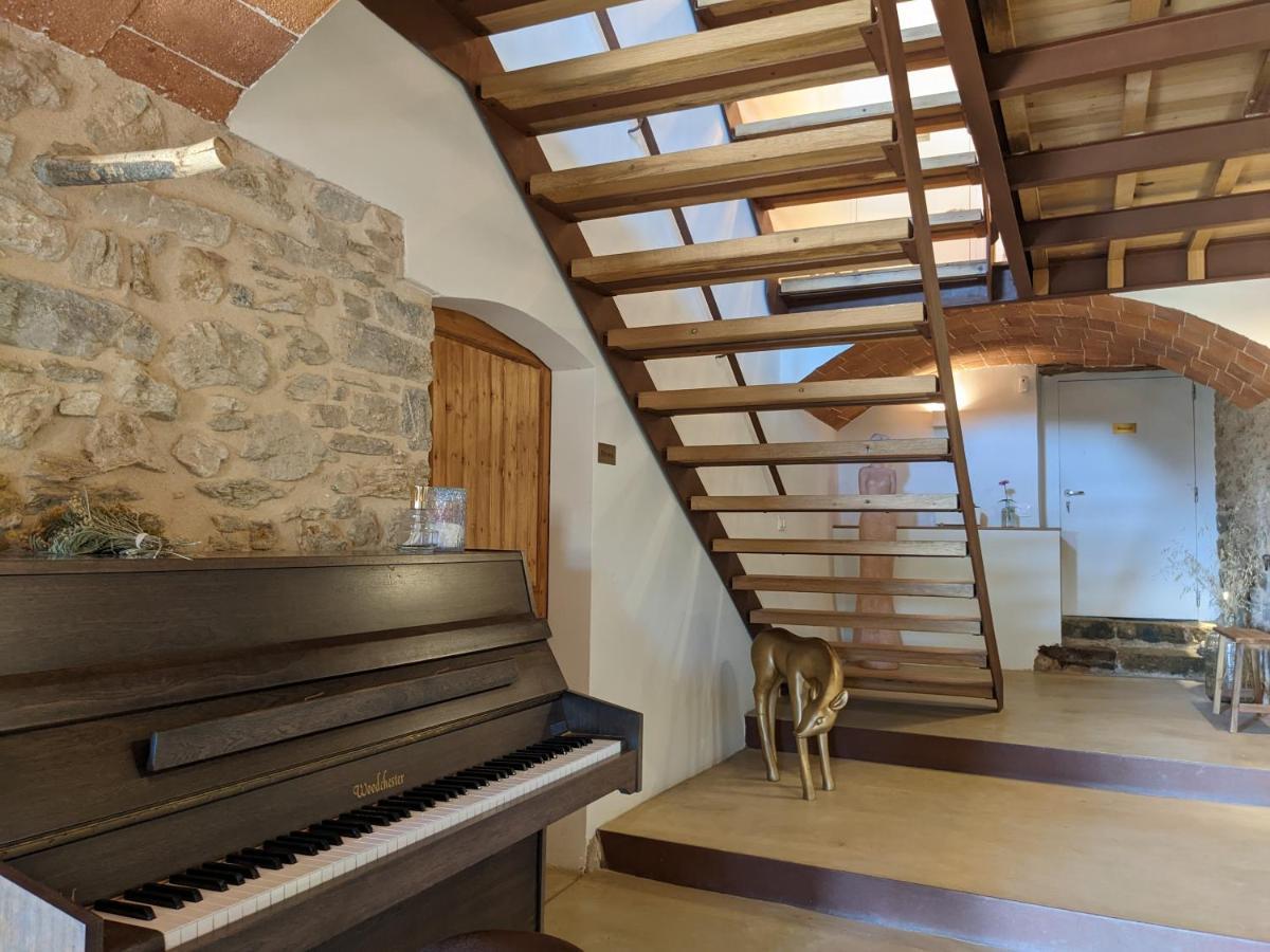 Отель Mas Oms Montnegre Экстерьер фото